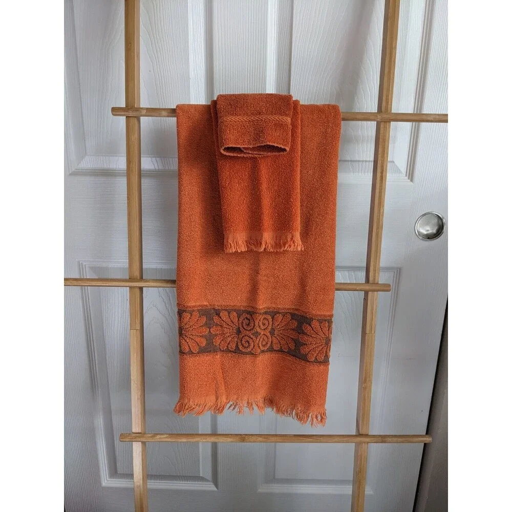 Vintage 70's Cannon Monticello Burnt Orange Sculpted Fringed Bath Towel Set of 3
